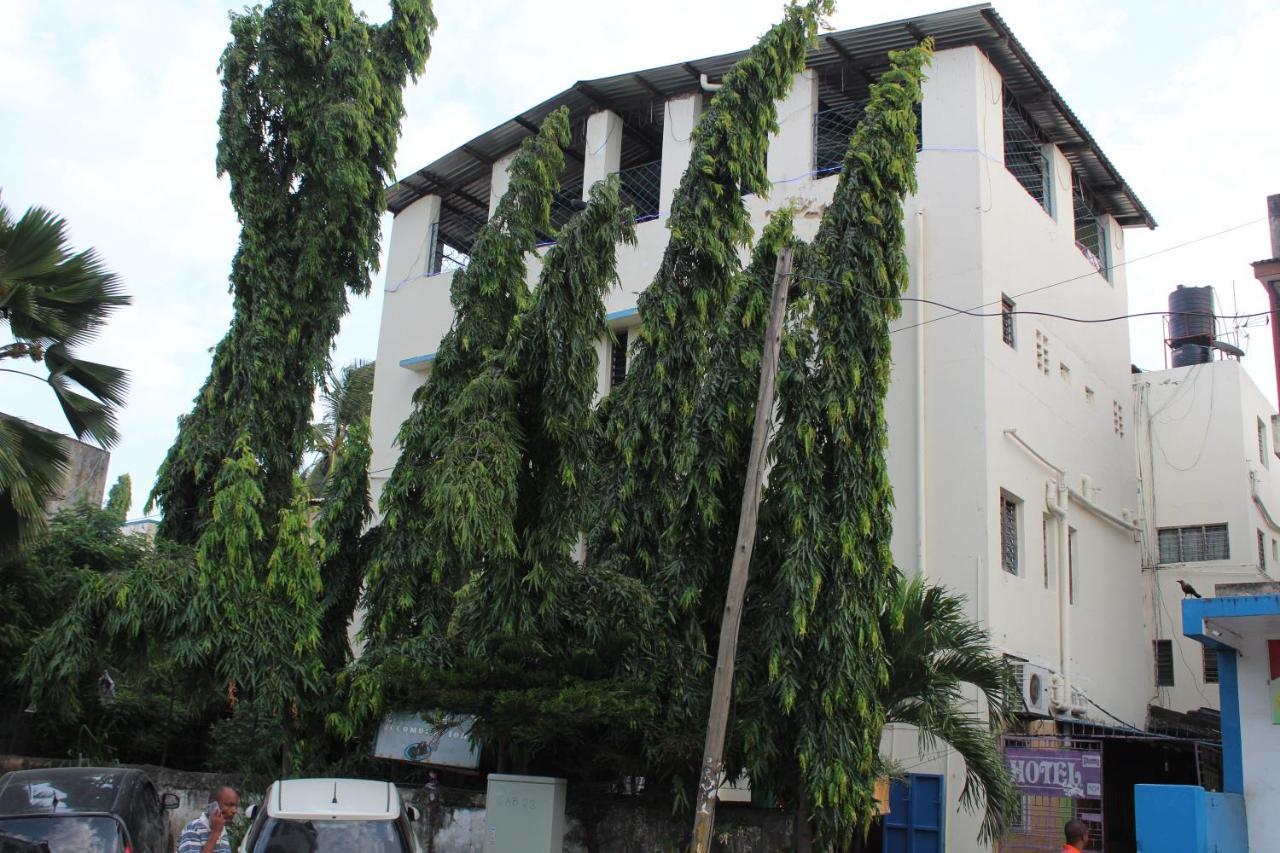 Rembo Hotel Mombaça Exterior foto